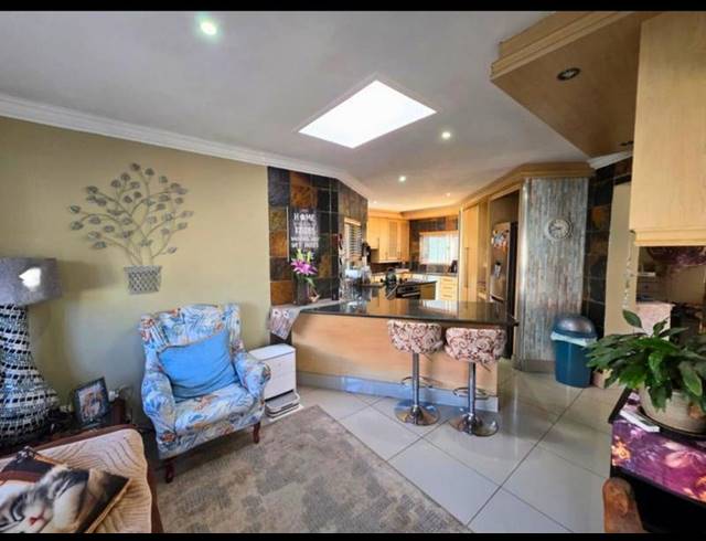 3 BEDROOM HOUSE FOR SALE IN BLUE GILL